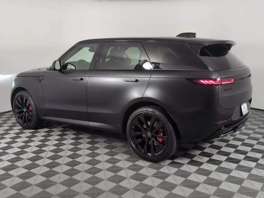 2025 Land Rover Range Rover Sport P400 Dynamic SE photo 1
