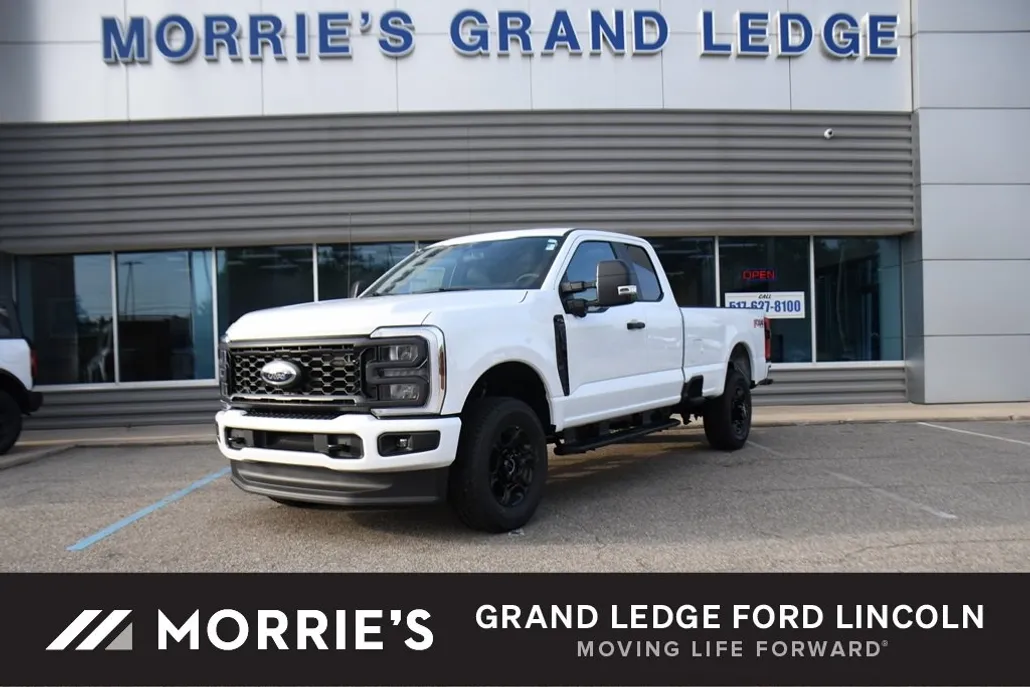 2025 Ford F-350 XL photo 1