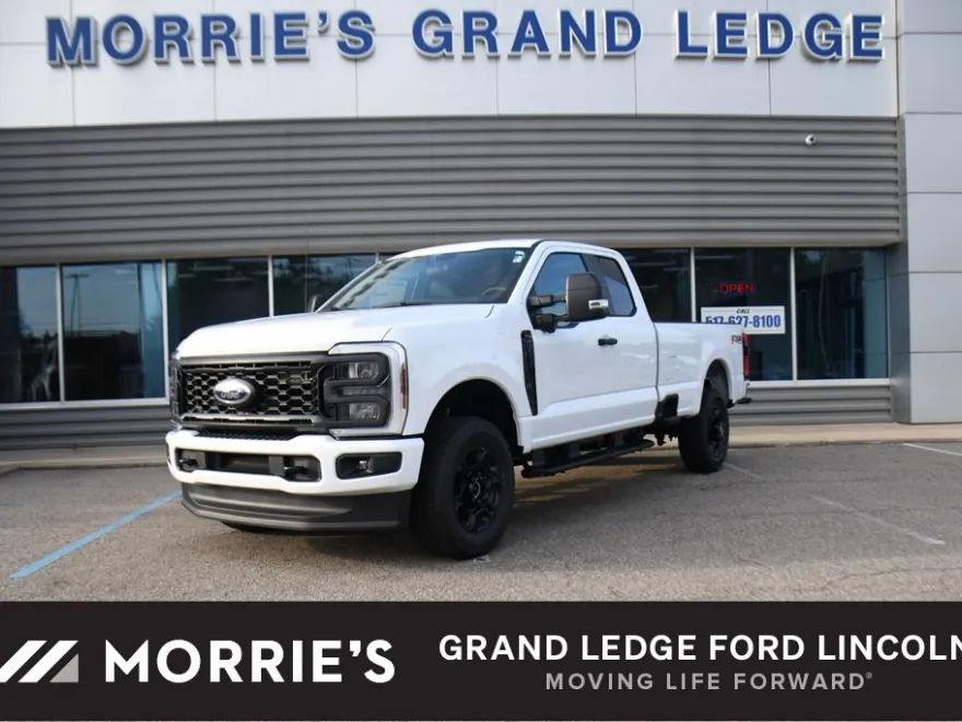2025 Ford F-350 XL photo 1