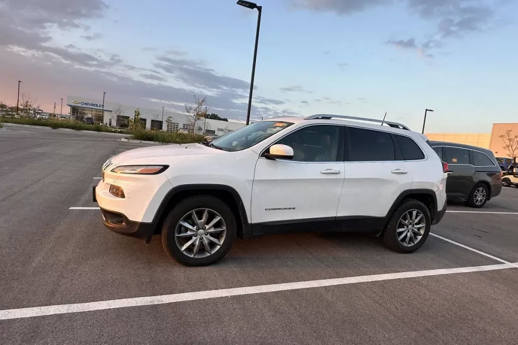 2018 Jeep Cherokee Limited photo 1