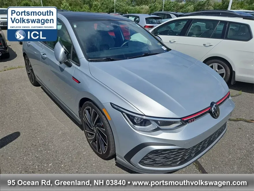 2024 Volkswagen Golf GTI Autobahn photo 1