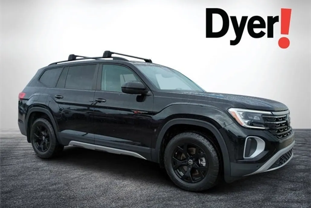 2024 Volkswagen Atlas Peak Edition SEL photo 1
