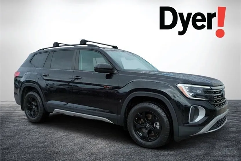 2024 Volkswagen Atlas Peak Edition SEL photo 1