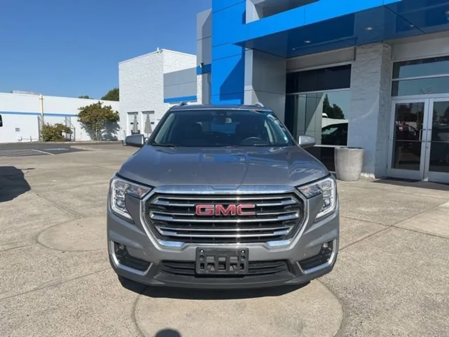 2024 Gmc Terrain SLT photo 1