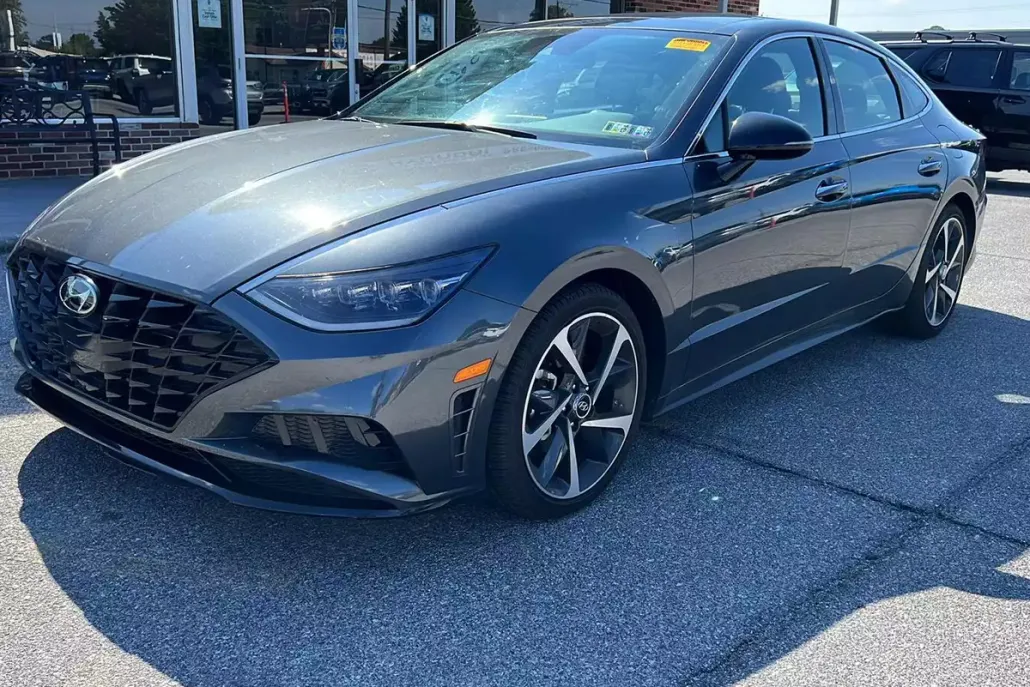 2023 Hyundai Sonata SEL Plus photo 1