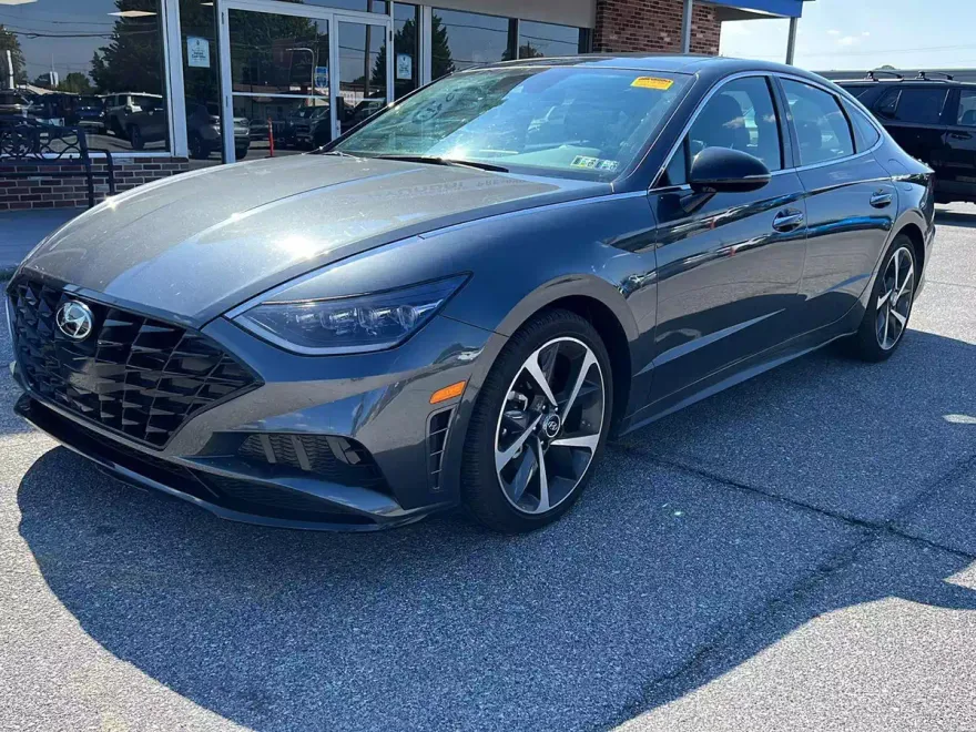 2023 Hyundai Sonata SEL Plus photo 1