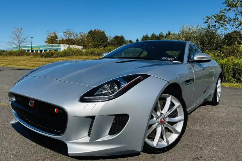 2016 Jaguar F-TYPE S photo 1