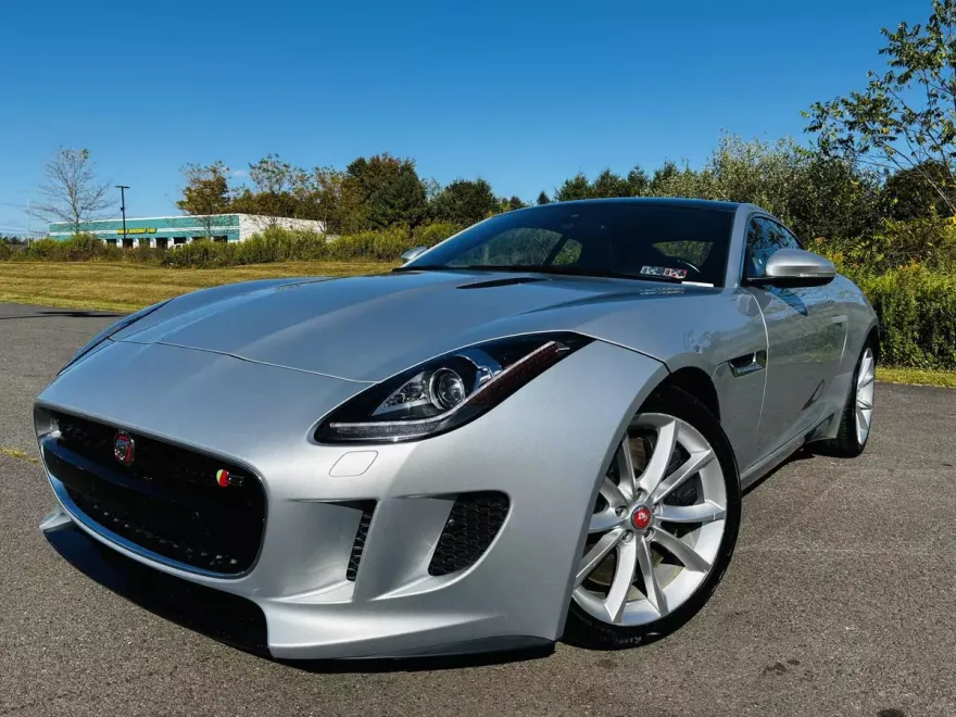 2016 Jaguar F-TYPE S photo 1
