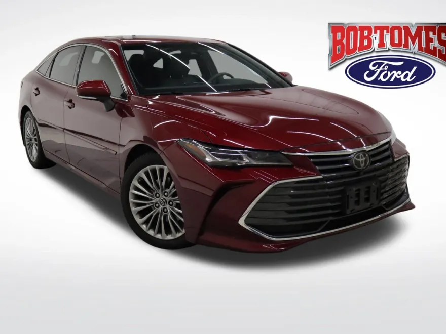 2019 Toyota Avalon Limited photo 1