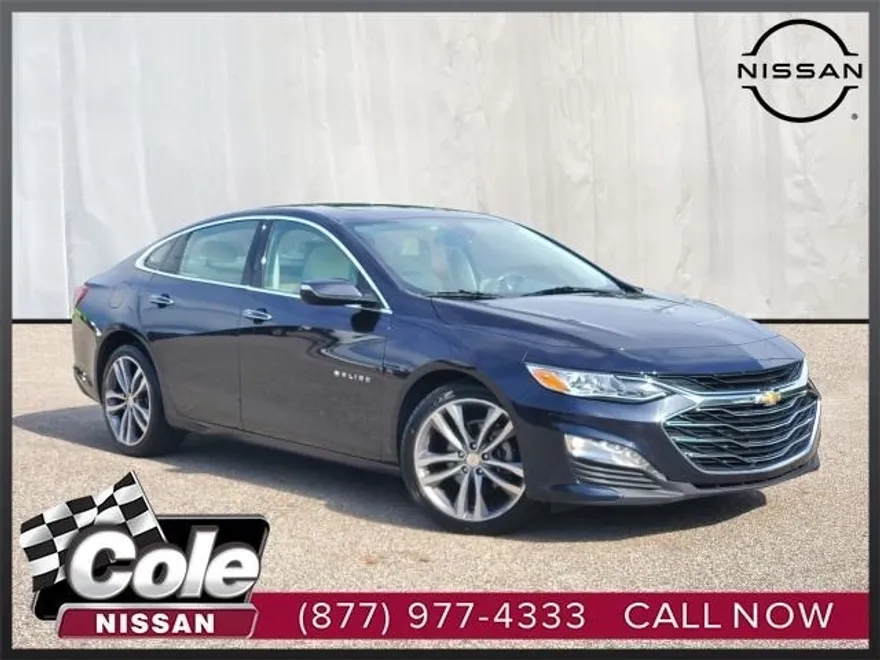 2022 Chevrolet Malibu Premier photo 1