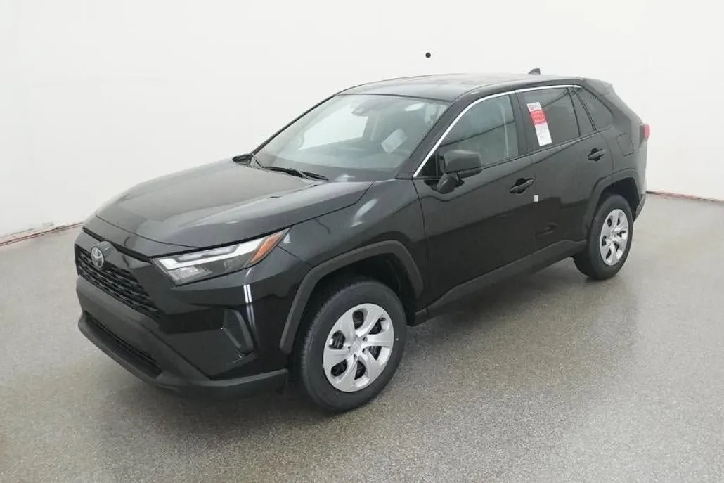 2025 Toyota RAV4 LE photo 1