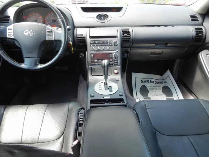 2004 Infiniti G35 Sedan photo 1