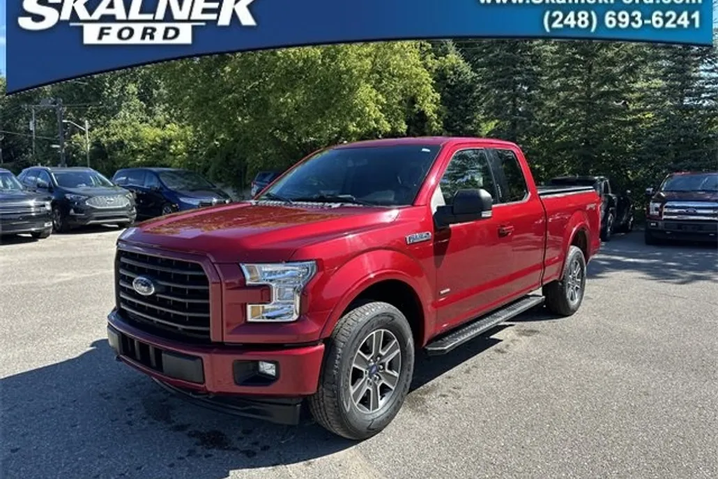 2017 Ford F-150 XLT photo 1