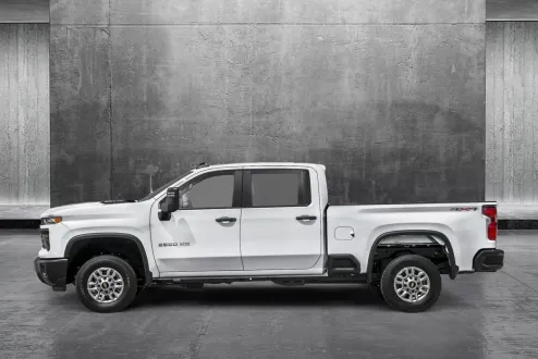 2025 Chevrolet Silverado 2500HD LT photo 3