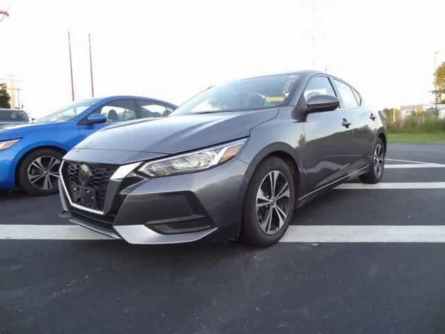 2022 Nissan Sentra SV photo 1