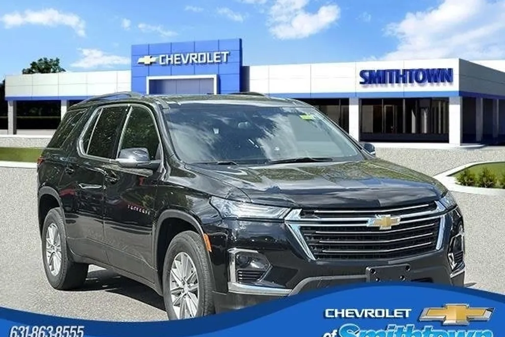 2023 Chevrolet Traverse Leather photo 1