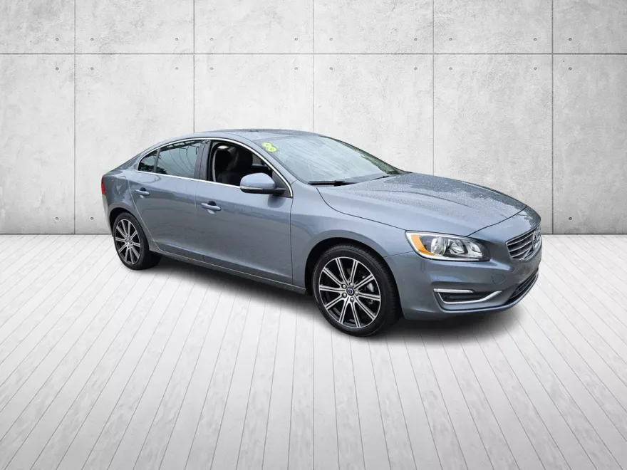 2018 Volvo S60 T5 Inscription photo 1