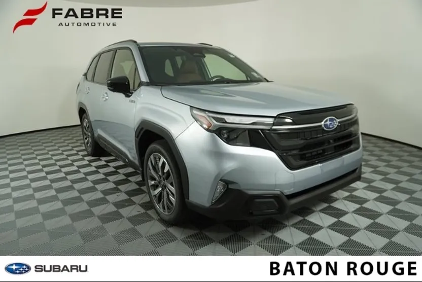 2025 Subaru Forester Touring photo 1