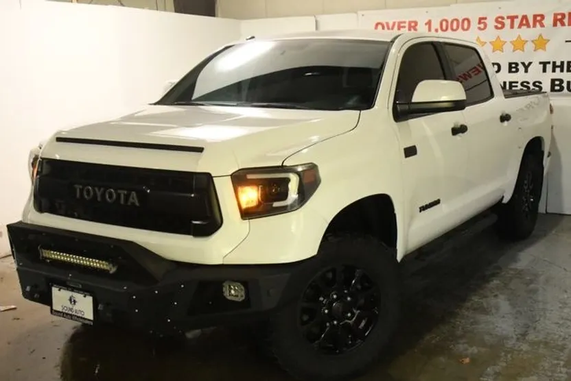2017 Toyota Tundra SR5 TRD Pro photo 1