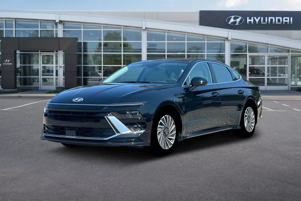 2025 Hyundai Sonata Hybrid SEL photo 1