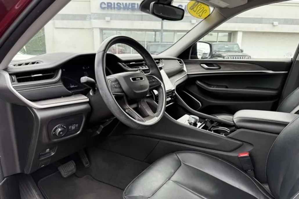 2022 Jeep Grand Cherokee Limited photo 1