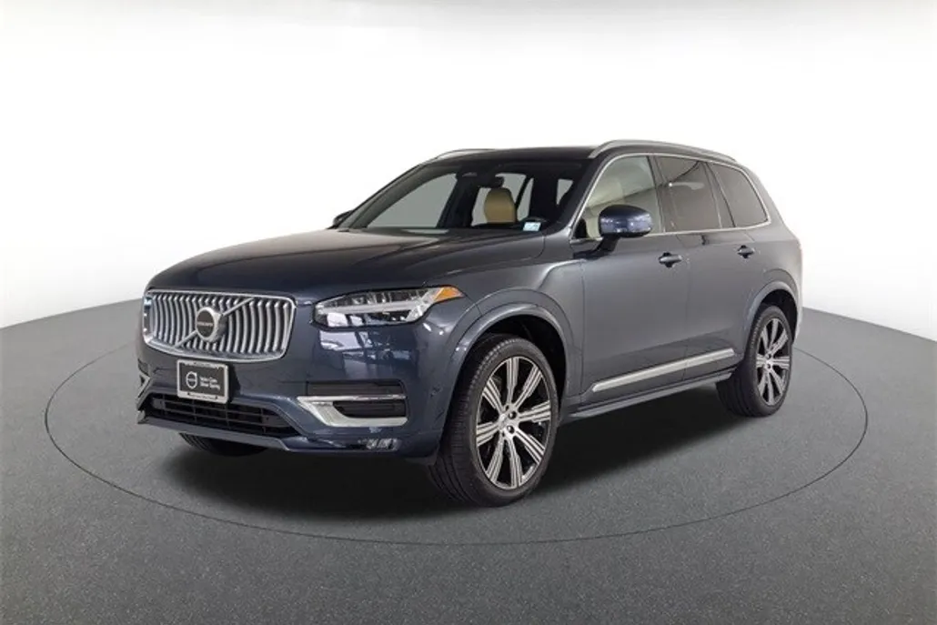 2023 Volvo XC90 AWD Ultimate photo 1