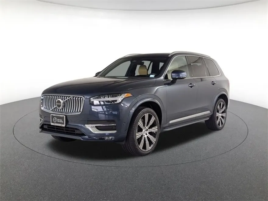2023 Volvo XC90 AWD Ultimate photo 1