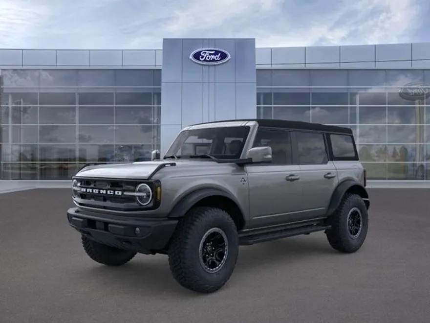 2024 Ford Bronco Outer Banks photo 1