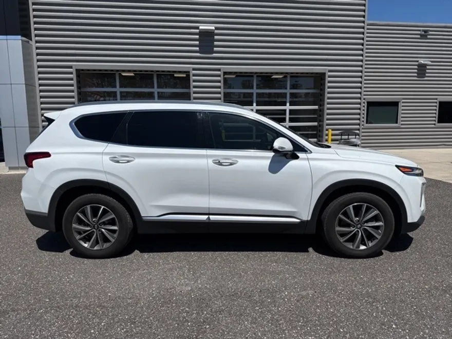 2019 Hyundai Santa Fe Ultimate photo 1