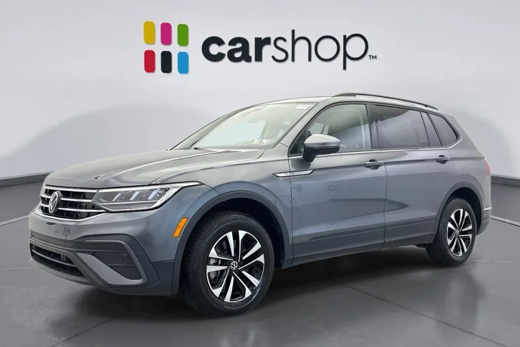 2024 Volkswagen Tiguan S photo 1