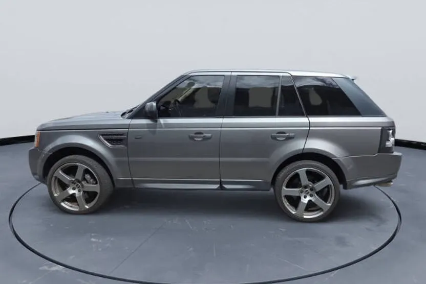 2010 Land Rover Range Rover Sport SuperCharged photo 1