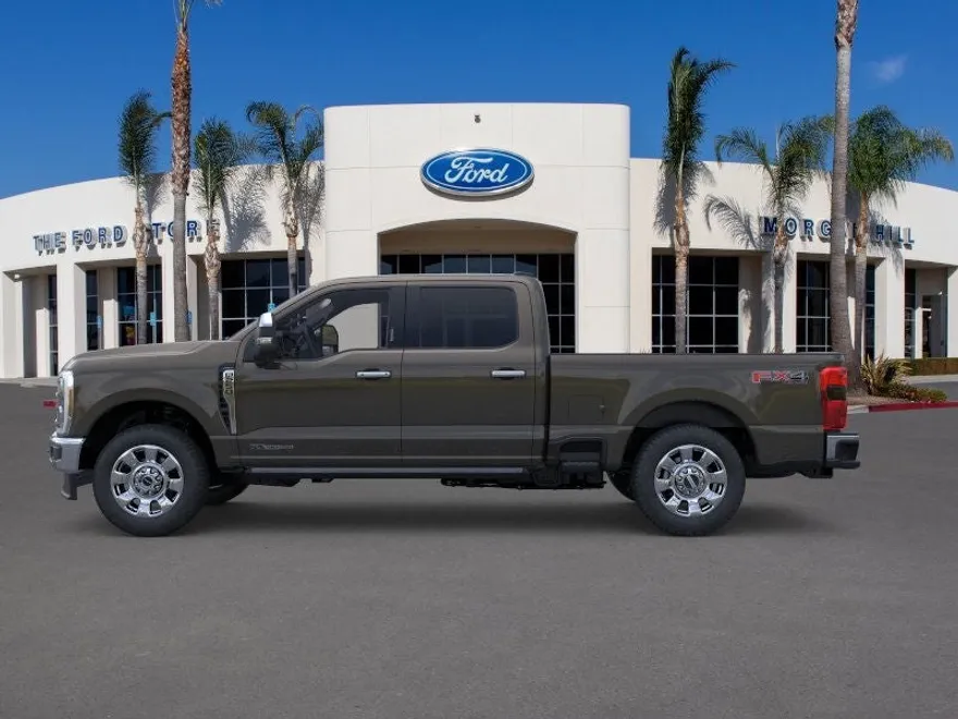 2025 Ford F-250 Lariat photo 1