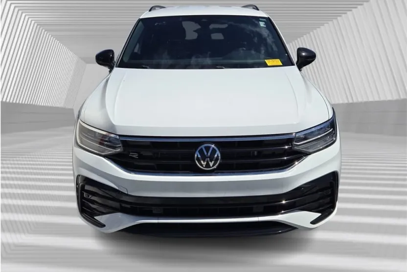 2022 Volkswagen Tiguan SE R-Line Black photo 1