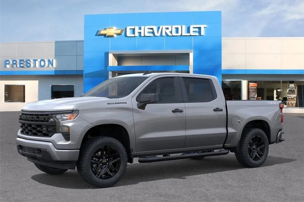 2026 Chevrolet Silverado 1500 Custom photo 1