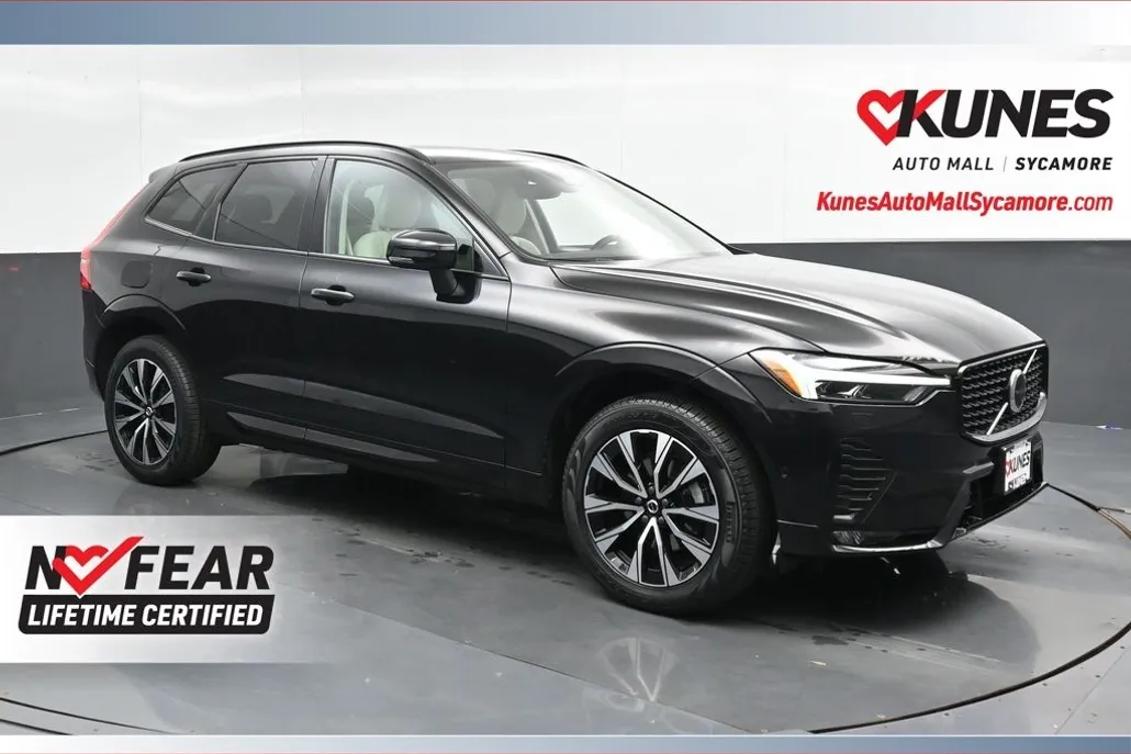 2023 Volvo XC60 B5 Plus photo 1