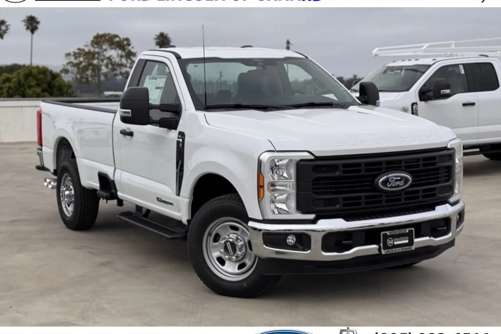 2025 Ford F-350 XL photo 1