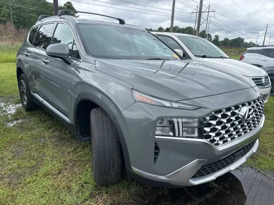 2022 Hyundai Santa Fe SEL photo 1
