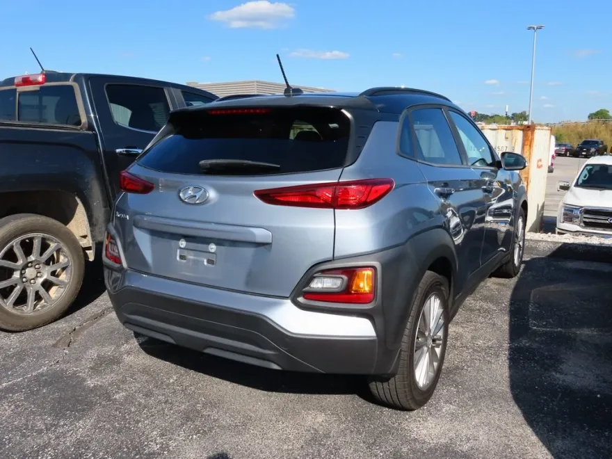 2018 Hyundai Kona SEL photo 1