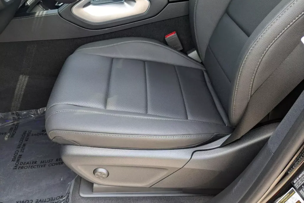 2025 Mercedes Benz GLE 450 4MATIC photo 1