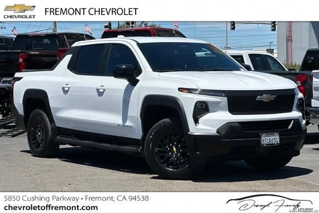 2024 Chevrolet Silverado EV Work Truck photo 1
