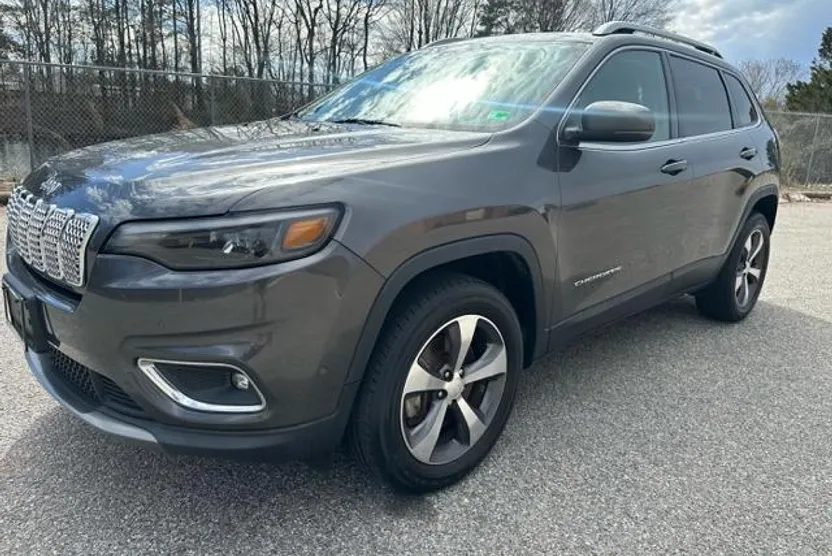 2019 Jeep Cherokee Limited photo 1