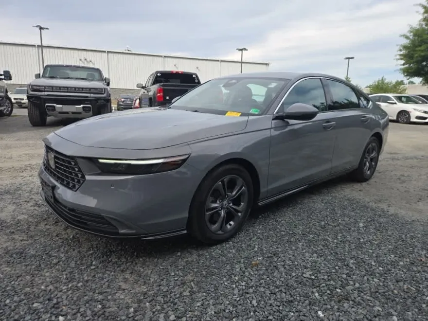 2024 Honda Accord Hybrid EX-L photo 1