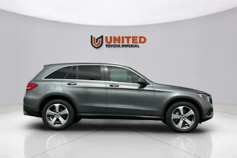 2019 Mercedes Benz GLC 300 photo 1