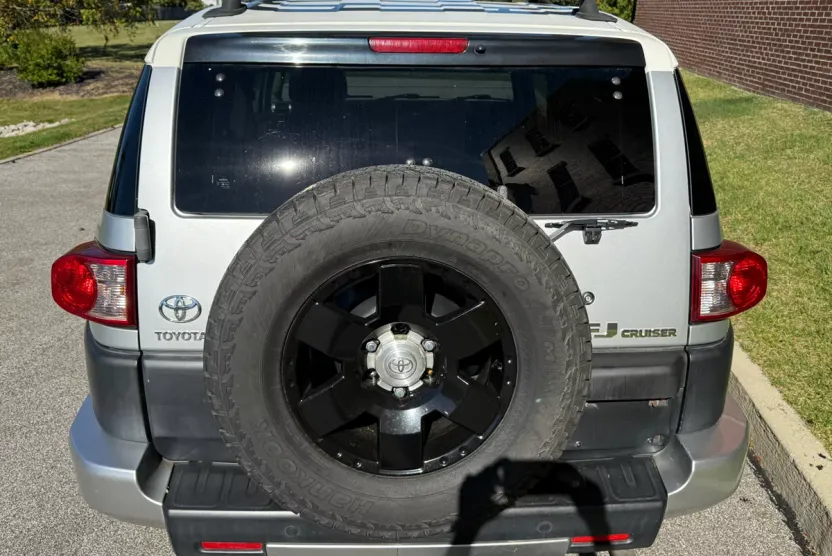 2007 Toyota FJ Cruiser Base photo 1