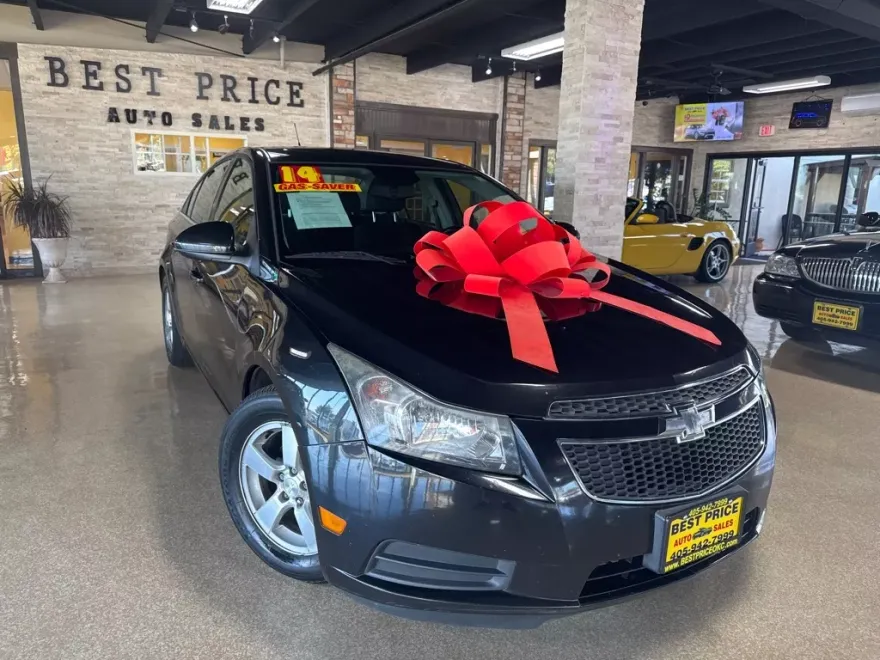 2014 Chevrolet Cruze LT photo 1