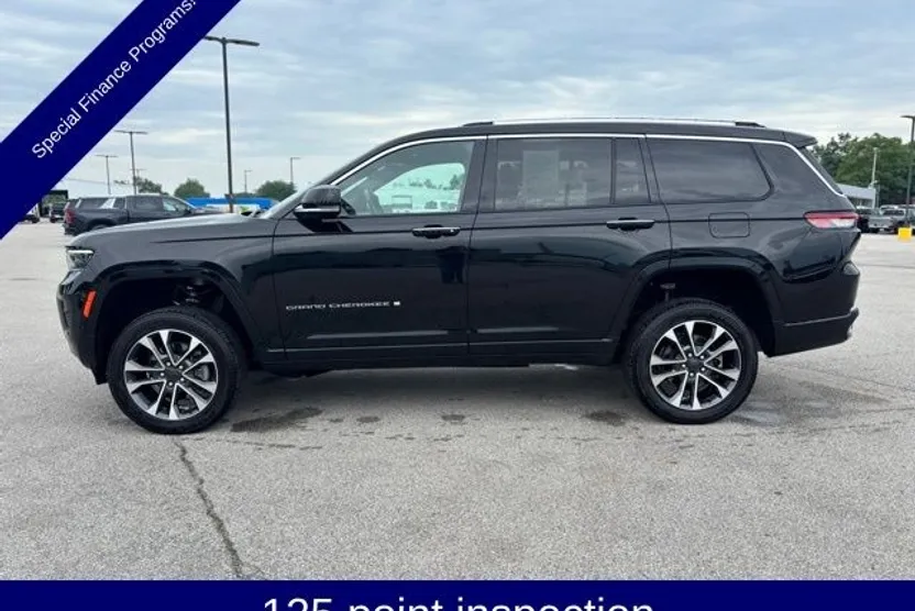 2022 Jeep Grand Cherokee Overland photo 1