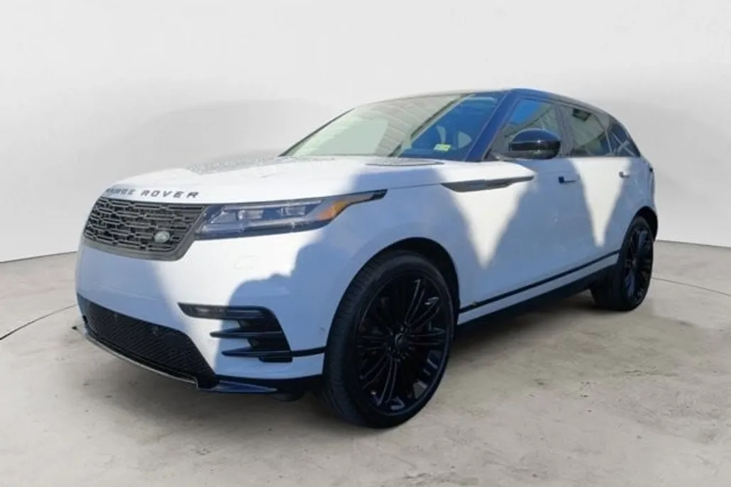 2025 Land Rover Range Rover Velar SE photo 1