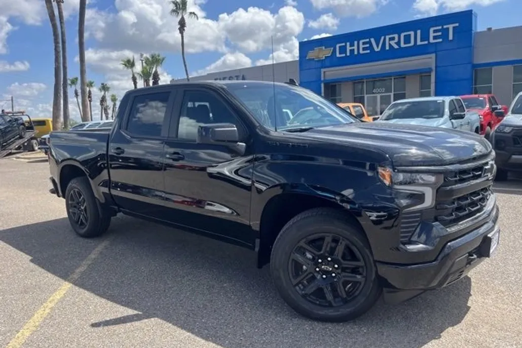 2026 Chevrolet Silverado 1500 RST photo 1
