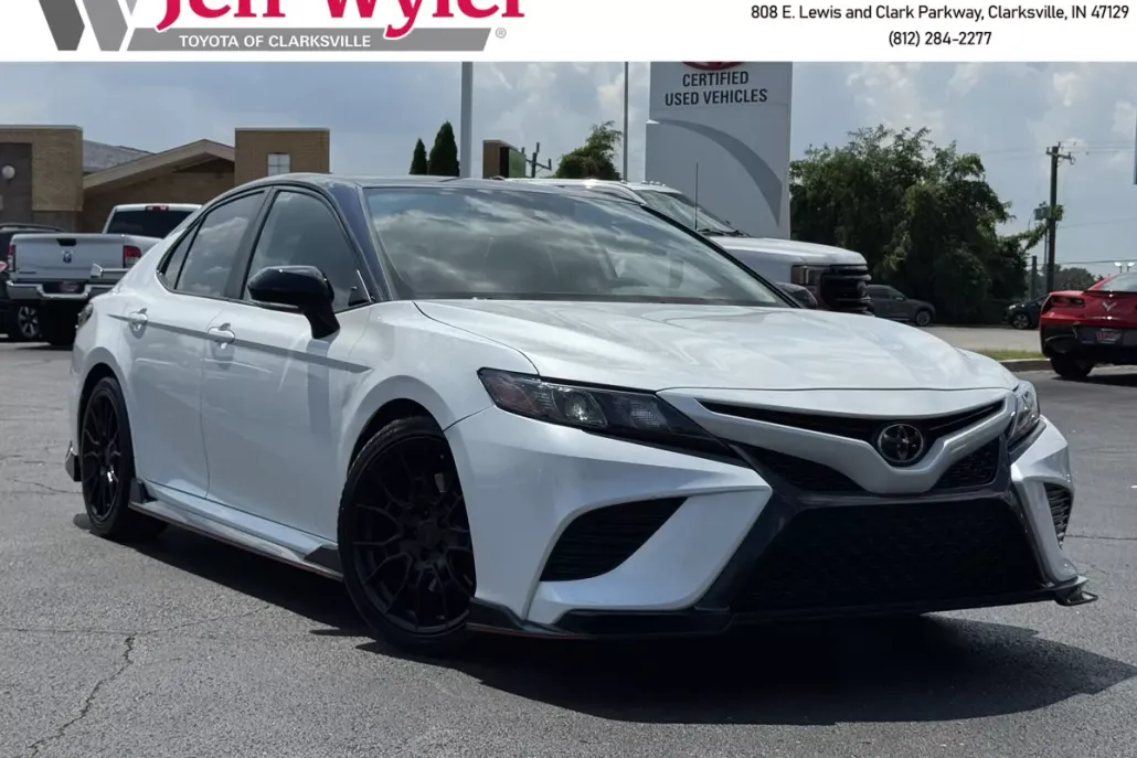 2022 Toyota Camry TRD V6 photo 1