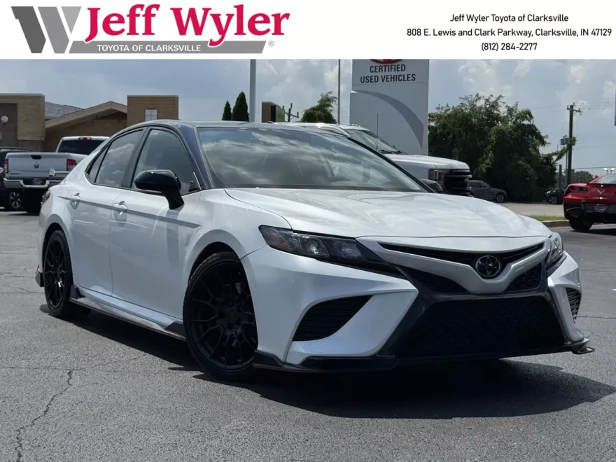 2022 Toyota Camry TRD V6 photo 1
